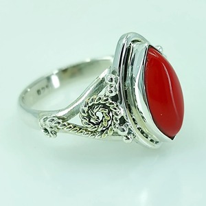 Anillo Coral Marquise de Plata de Ley 925, Joyería Clásica Hecha a Mano con Piedras Preciosas, Engaste de Bisel, 5 Gramos, Unisex, Uso Diario - Product Image 3