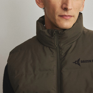Daizen Star Men's Olive Stand Collar Puffer Vest Zipper Closure Windproof Casual Winter Outerwear 100% Polyester Solid Color - Product Image 4