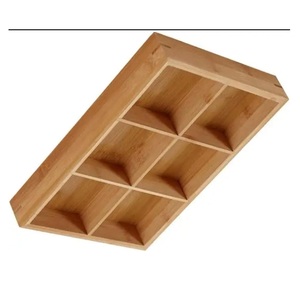 Bandeja Organizadora Decorativa Rectangular de Madera con 6 Compartimentos, Diseño Elegante, Móvil, para Cocina u Oficina, Venta al Por Mayor - Product Image 4