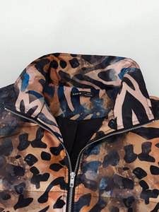 Blouson matelassé imprimé animal pour homme, motif léopard et tigre, col montant, entièrement zippé, chaud et matelassé pour l'hiver - Product Image 3