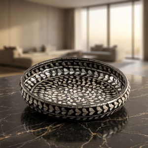 Plateau de service rond en nacre de luxe, fait main, avec incrustation de mosaïque florale en résine noire - Product Image 4