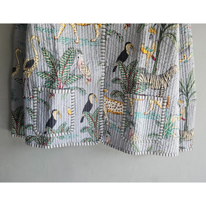 เสื้อแจ็คเก็ตบอมเบอร์ผ้าฝ้ายพิมพ์ลายแบบควิลท์  แบบสองด้านใส่ได้  เสื้อคลุมกันหนาวน้ำหนักเบาสำหรับผู้หญิง  เสื้อแจ็คเก็ตควิลท์ ของขวัญสำหรับเธอ - Product Image 5