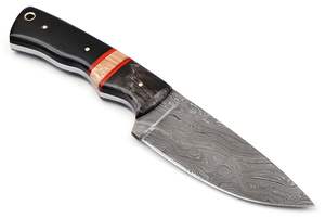 Cuchillo de Caza y Camping de Acero de Damasco Hecho a Mano y Personalizable con Mango de Cuerno de Búfalo, Hoja Fija y Funda de Cuero OEM - Product Image 2