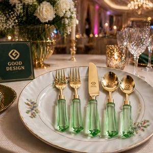 Ensemble de couverts de luxe 2022, design européen, manche en acrylique vert, acier inoxydable 304 doré, finition miroir, idéal pour mariage - Product Image 1