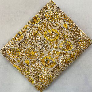 Tela 100% Algodón Orgánico con Estampado Serigrafiado, al por Mayor, Estilo Boho Floral, Hecho a Mano en India, para Marcas de Ropa Sostenible, Ropa Deportiva y Bolsas - Product Image 5