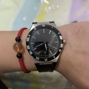 Montre mécanique de haute qualité en acier inoxydable avec bracelet en cuir, cadran vert 41 mm, verre saphir, luxe et mode, fabriquée par BLS JP Factory. - Product Image 2