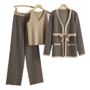 Conjunto de 3 Piezas de Primavera/Otoño para Mujer, Cárdigan, Pantalones Anchos y Chaleco Sexy, Traje de Punto - Product Image 4