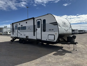 Camping-car de luxe JAYCO J-A-Y Flight S-L-X 287 BHS en aluminium, modèle 2025 2024 2023, pour voyages et camping - Product Image 1