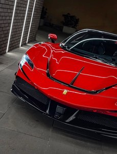 CUATRO Vehículos Usados 2025 Ferrari SF90 Spider - Product Image 2