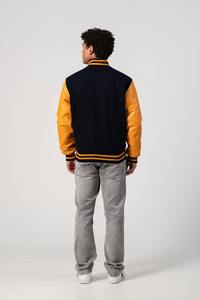 Blouson universitaire tendance pour homme, en toile confortable, provenant d'un fournisseur pakistanais, vêtement de mode avec broderie frontale personnalisée, options OEM ODM - Product Image 6