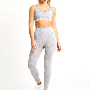 ชุดโยคะผู้หญิงดีไซน์ล่าสุด ชุดโยคะไร้รอยต่อ ชุดโยคะลำลองสำหรับผู้หญิง - Product Image 1