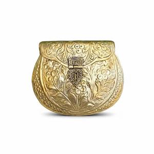 Bolso de mano artesanal God Grace Craft Fashion, de metal dorado, con patrón circular, para fiesta de noche, con correa de cadena, para boda, hecho a mano. - Product Image 3