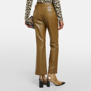 Pantalones de cuero estilo motero para mujer en color marrón, pantalones de cuero de cordero original hechos a medida, los mejores pantalones de cuero hechos a mano para mujer. - Product Image 3