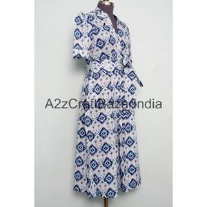 Vestido midi con estampado floral 100% algodón ecológico para mujer, cuello en V, mangas cortas, bolsillos y decoración de botones, ideal para la oficina. - Product Image 5