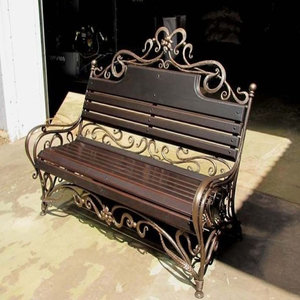 Ensembles de tables élégantes en fer forgé : Transformez votre patio avec des designs de meubles de jardin artisanaux intemporels, parfaits pour les maisons de luxe. - Product Image 1