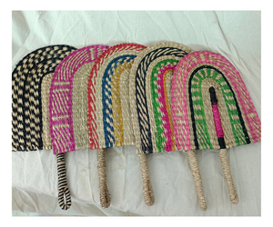 Abanicos de Bambú Hechos a Mano de Primera Calidad, Estilo Hoja de Palma Vintage, para Regalos y Recuerdos - Product Image 1