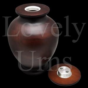 Urna funeraria de madera sencilla y elegante para adultos, tamaño mediano, para guardar cenizas como recuerdo. - Product Image 3