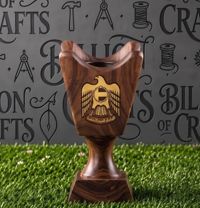 Quemador de Oud de Madera Personalizado con Logotipo Grabado de Águila de los Emiratos Árabes Unidos, Soporte Tradicional para Bakhoor, para Fragancia Árabe para el Hogar - Product Image 1