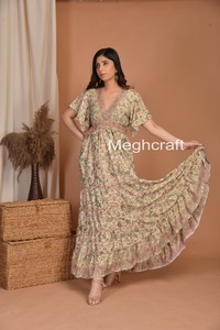 Vestido Maxi de Seda Estilo Boho para Mujer, con Manga Corta Acampanada, Cuello en V, Ligero y Cómodo, para Playa o Fiesta - Product Image 6