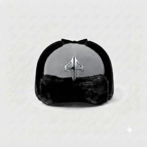 Gorro Ushanka Unisex de Alta Calidad, 100% Algodón, Estilo Casual para Adultos, con Logotipo Blanco Serigrafiado, por RIVIAN ATLANTIC - Product Image 3