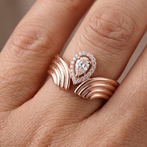 Anillo Halo Premium con Moissanita Corte Pera de 0.50CT, Plata de Ley 925 Original con Baño de Oro Rosa, Elegante Regalo de Boda para Fiestas - Product Image 2
