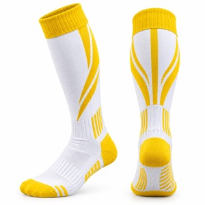 Chaussettes de football mi-hautes OEM/ODM respirantes en tricot à motif uni, en Spandex/Polyester, séchage rapide, écologiques, pour adultes - Product Image 1
