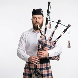 Gaita de celtas escocesa Bannockbane Navy Tartan Great Highland, de madera de palisandro color melocotón, con monturas plateadas, tamaño completo, juego completo. - Product Image 5