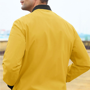 ROYALITE INDUSTRY เสื้อแจ็คเก็ตบอมเบอร์กันน้ำสีเหลืองสำหรับผู้ชายสไตล์คนเมือง  บริการ OEM สำหรับเสื้อผ้าสตรีทแวร์ - Product Image 4
