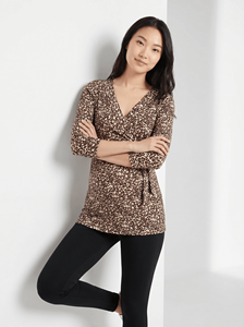 Bmama Stylish Maternity Nursing Top Breastfeeding T-Shirt Pregnancy Clothes Wrap Front Nursing Wear OEM Wholesale - Product Image 4