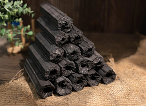 Briquetas de Carbón Vegetal de Aserrín de Alto Rendimiento - Product Image 4