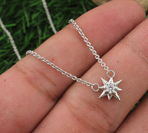 Collar de Lujo Chapado en Plata de Ley 925 con Circonita Cúbica Vintage, Circonita Cúbica de Grado AAA, Joyería Unisex para Aniversario - Product Image 1