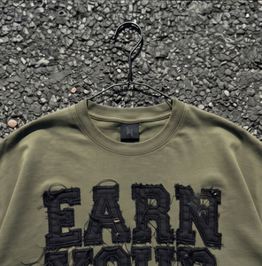 Camiseta Corta de Manga Corta con Patrón de Letras Bordadas Desgastadas, Cuello Redondo, Estilo Casual, Corte Regular, Camisetas Bordadas - Product Image 4