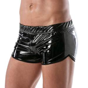 Shorts sexy pour homme en similicuir noir, style fetish, coupe ajustée, pour clubwear et soirée, avec taille élastique et dentelle, imperméable - Product Image 1