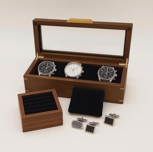 AHTE MANUEXPO Caja de Madera de Nogal para Relojes, Hecha a Mano, con 10 Ranuras y Soporte Opcional para Anillos, Regalo para Amantes y Coleccionistas de Relojes - Product Image 2