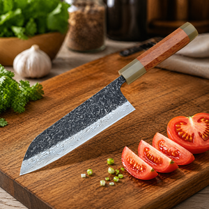 Couteau Santoku artisanal sur mesure avec lame en acier Damas, manche en bois, étui en cuir, écologique, 7 pouces, ambidextre - Product Image 1