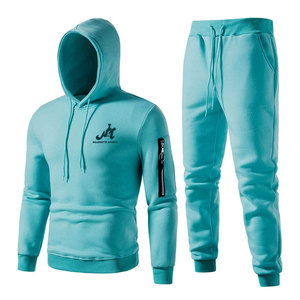 Expertos en fabricación personalizada de chándales para hombre con tela de calidad superior para un estilo de vida activo y casual. - Product Image 1