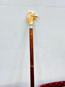 Bastón Multifuncional Steampunk de Madera de Palisandro y Latón con Diseño de Lobo Rosa y Marrón - Regalo de Acción de Gracias y Graduación - Product Image 4