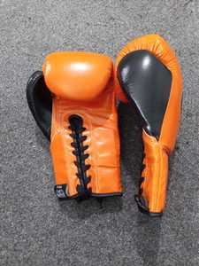 ถุงมือชกมวยหนังวัวแท้ปรับระดับได้ รุ่น No Boxing No Life พร้อมสายรัดข้อมือ สำหรับฝึกซ้อมและแข่งขัน แบบผูกเชือก ใช้ได้ทั้งชายและหญิง - Product Image 3