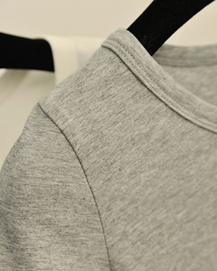 T-shirt court décontracté pour femmes, manches courtes, col rond, coupe ajustée, haut court basique pour femmes, broderie, dentelle, patch, trou - Product Image 3