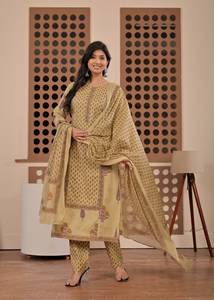Premium <b>Women</b> Ethnic Anarkali Kurti Set Rayon Viscose Floral Printed Dupatta Shawl Pants <b>Party</b> Wedding Festival <b>Wear</b> - Product Image 3