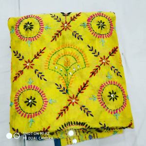 Dupatta brodée de fleurs Phulkari colorées pour femmes, vêtements bohèmes décontractés, écharpe pour l'été et l'automne - Product Image 2
