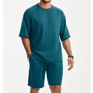 Ensemble court de haute qualité pour hommes, avec logo personnalisé, broderie, impression sérigraphique, uni, grandes tailles, ensemble 2 pièces t-shirt et short pour hommes - Product Image 3