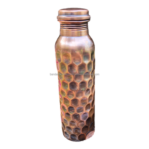 Botella de cobre de alta calidad con acabado martillado y pulido para beber y uso en la cocina, botella de cobre a prueba de fugas. - Product Image 3
