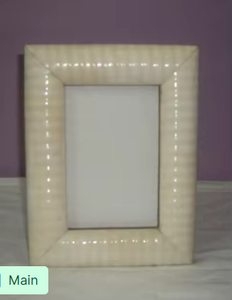 Cadre photo en résine décoratif de luxe, fait main, finition brillante, texture côtelée crème, avec design cannelé pour un style moderne - Product Image 3