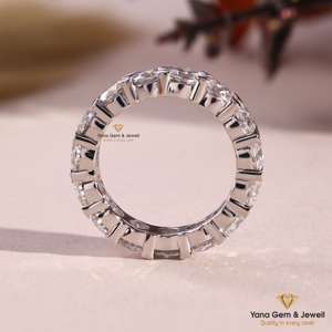 Anillo Elegante de Corte Redondo para Mujer, 5 TCW, Eternidad Completa, con Diamantes CVD Cultivados en Laboratorio, Color F, Claridad VVS-VS, Oro Sólido de 14K - Product Image 2