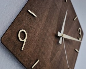 Decoración Escandinava Minimalista, Reloj de Pared de Madera Moderno de Mediados de Siglo, Reloj Rústico de Madera Reciclada con Arte Geométrico, Estilo Bauhaus - Product Image 3