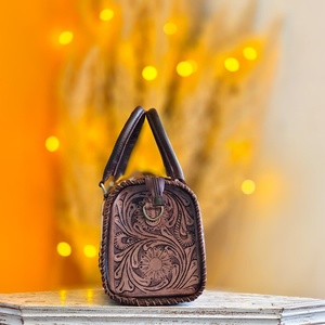 Sacs à main en cuir véritable Venus : Grande capacité, imperméables, de luxe, portables, faits main, style western, à motifs floraux – Nouveauté très prisée pour les voyages et l'extérieur - Product Image 3