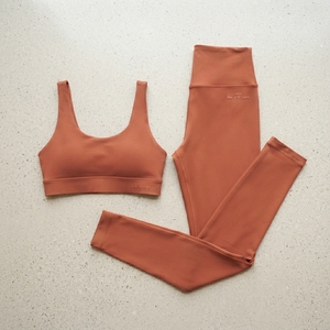 Ensemble de yoga pour femmes, soutien-gorge de sport sans couture orange, leggings taille haute, ensemble de deux pièces pour la salle de sport, la remise en forme et les entraînements - Product Image 5