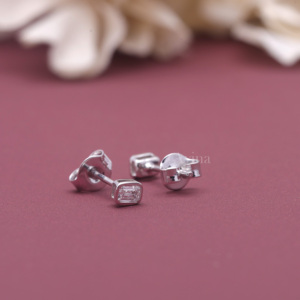 Pendientes de Diamante Cultivado en Laboratorio con Certificación IGI, Corte Esmeralda, Engaste de Bisel, Oro Blanco/Rosa y Amarillo de 14K, Pendientes Solitarios de Diamante - Product Image 4