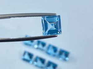 Topacio Azul Cielo Cuadrado Pulido, Gema Suelta, Tamaños Surtidos de 6mm a 10mm, Lote Calibrado para Fabricación de Joyería - Product Image 6